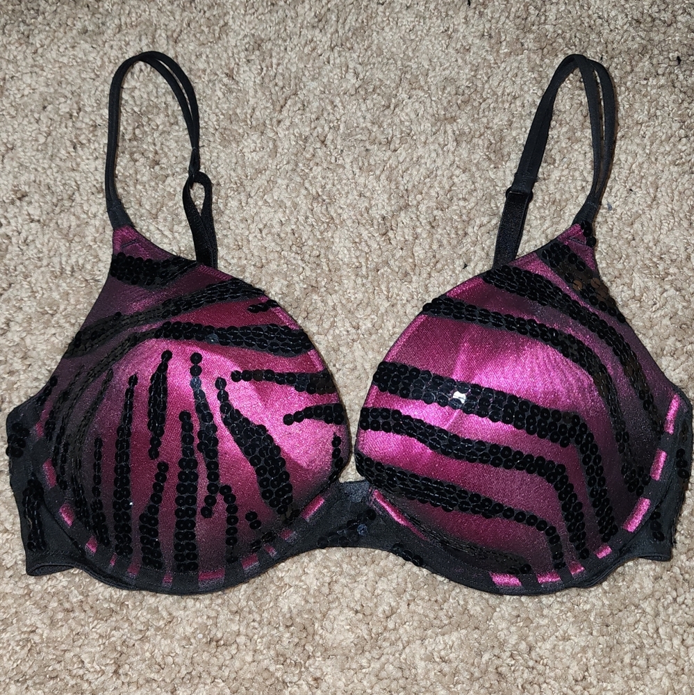 Victoria secret very sexy push up bra